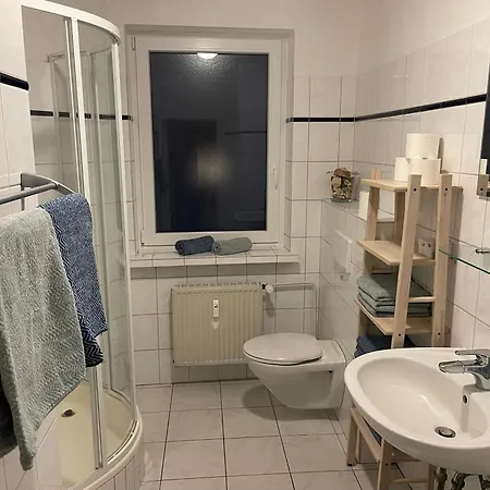 Zwischen Bluecherplatz Und Forstbaumschule 2 Oder 3 Daire *
