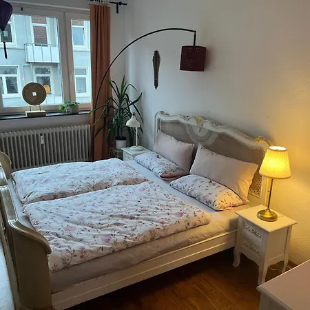 Zwischen Bluecherplatz Und Forstbaumschule 2 Oder 3 Apartament