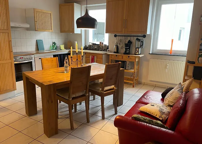 Zwischen Blücherplatz Und Forstbaumschule 2 Oder 3