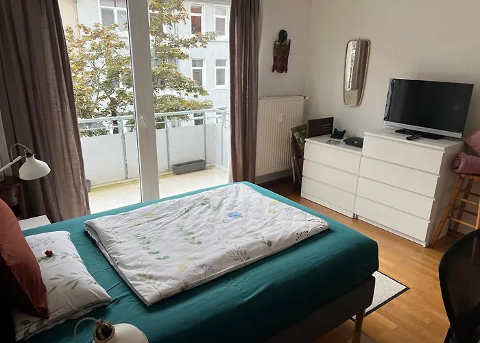 Lägenhet Zwischen Bluecherplatz Und Forstbaumschule 2 Oder 3